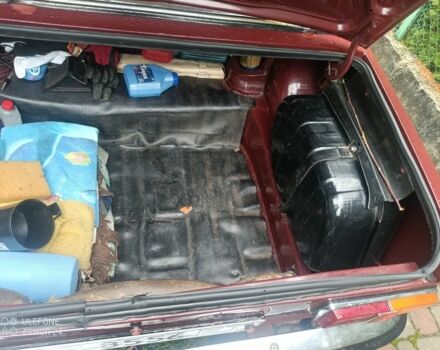 Красный ВАЗ 2101, объемом двигателя 1.3 л и пробегом 300 тыс. км за 850 $, фото 9 на Automoto.ua