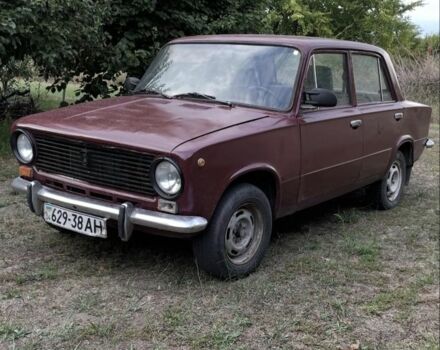 Красный ВАЗ 2101, объемом двигателя 1.2 л и пробегом 50 тыс. км за 308 $, фото 5 на Automoto.ua