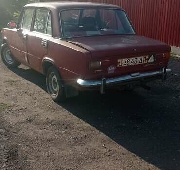 Красный ВАЗ 2101, объемом двигателя 1.3 л и пробегом 150 тыс. км за 450 $, фото 5 на Automoto.ua