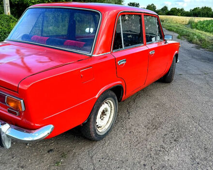 Красный ВАЗ 2101, объемом двигателя 1.2 л и пробегом 200 тыс. км за 630 $, фото 3 на Automoto.ua
