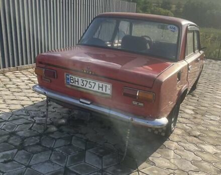 Красный ВАЗ 2101, объемом двигателя 1.2 л и пробегом 50 тыс. км за 600 $, фото 3 на Automoto.ua