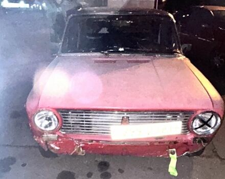 Красный ВАЗ 2101, объемом двигателя 1.5 л и пробегом 666 тыс. км за 167 $, фото 1 на Automoto.ua