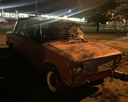 Красный ВАЗ 2101, объемом двигателя 1.5 л и пробегом 666 тыс. км за 167 $, фото 2 на Automoto.ua