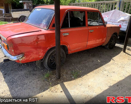 Красный ВАЗ 2101, объемом двигателя 1.3 л и пробегом 150 тыс. км за 200 $, фото 1 на Automoto.ua