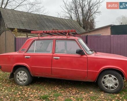 Красный ВАЗ 2101, объемом двигателя 1.2 л и пробегом 67 тыс. км за 850 $, фото 1 на Automoto.ua
