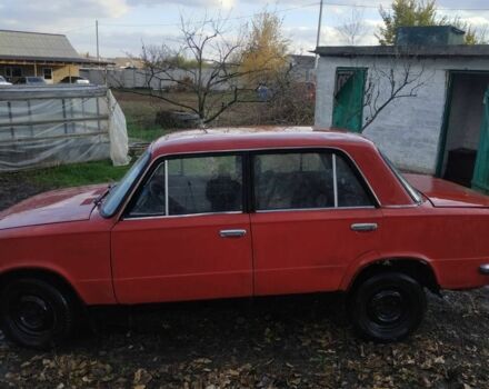 Червоний ВАЗ 2101, об'ємом двигуна 1 л та пробігом 230 тис. км за 286 $, фото 2 на Automoto.ua