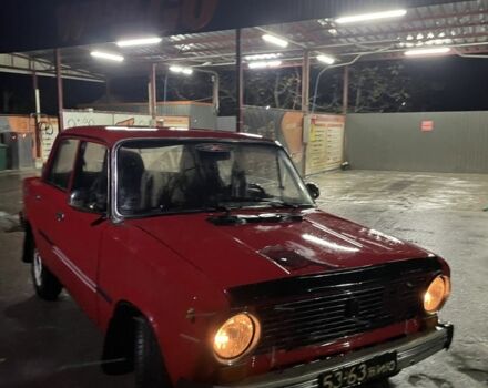 ВАЗ 2101 1976 в Емильчином на Automoto.ua Красный ВАЗ 2101, объемом двигателя 1.3 л и пробегом 120 тыс. км за 324 $, фото 3 на Automoto.ua