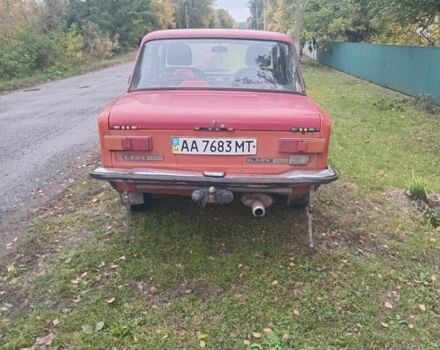 ВАЗ 2101 1976 в Золотоноше на Automoto.ua Красный ВАЗ 2101, объемом двигателя 1.3 л и пробегом 372 тыс. км за 454 $, фото 2 на Automoto.ua