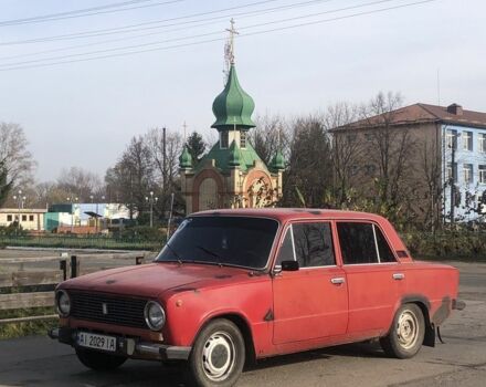 Красный ВАЗ 2101, объемом двигателя 1.3 л и пробегом 1000 тыс. км за 426 $, фото 3 на Automoto.ua