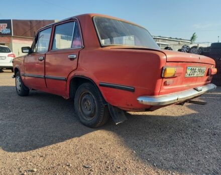 ВАЗ 2101 1976 в Черкассах на Automoto.ua Красный ВАЗ 2101, объемом двигателя 0 л и пробегом 93 тыс. км за 369 $, фото 2 на Automoto.ua