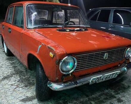 Красный ВАЗ 2101, объемом двигателя 1.5 л и пробегом 600 тыс. км за 219 $, фото 3 на Automoto.ua