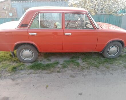 Красный ВАЗ 2101, объемом двигателя 0 л и пробегом 130 тыс. км за 1000 $, фото 3 на Automoto.ua