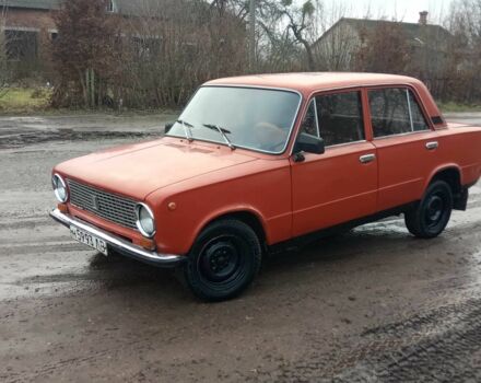Красный ВАЗ 2101, объемом двигателя 1.3 л и пробегом 330 тыс. км за 514 $, фото 3 на Automoto.ua
