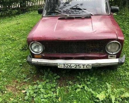 Красный ВАЗ 2101, объемом двигателя 1 л и пробегом 33 тыс. км за 300 $, фото 2 на Automoto.ua
