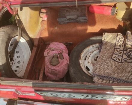 Красный ВАЗ 2101, объемом двигателя 1.6 л и пробегом 12 тыс. км за 646 $, фото 7 на Automoto.ua