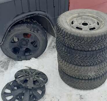 Червоний ВАЗ 2101, об'ємом двигуна 1.7 л та пробігом 250 тис. км за 650 $, фото 15 на Automoto.ua