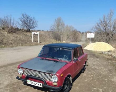 Красный ВАЗ 2101, объемом двигателя 1.5 л и пробегом 100 тыс. км за 620 $, фото 4 на Automoto.ua