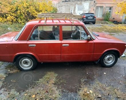 Красный ВАЗ 2101, объемом двигателя 1.2 л и пробегом 44 тыс. км за 665 $, фото 1 на Automoto.ua