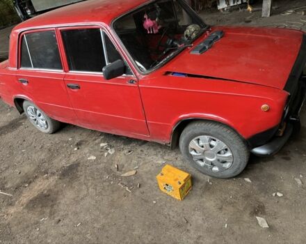 Красный ВАЗ 2101, объемом двигателя 0 л и пробегом 2 тыс. км за 243 $, фото 2 на Automoto.ua