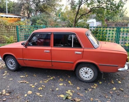 ВАЗ 2101 1977 в Кременчуге на Automoto.ua Красный ВАЗ 2101, объемом двигателя 0 л и пробегом 1000 тыс. км за 597 $, фото 1 на Automoto.ua