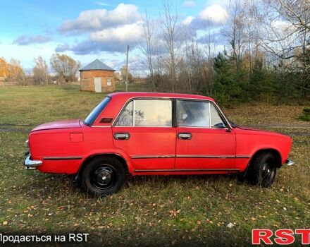Красный ВАЗ 2101, объемом двигателя 1.3 л и пробегом 230 тыс. км за 590 $, фото 4 на Automoto.ua