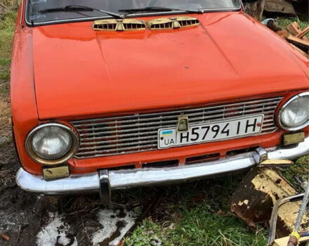 Красный ВАЗ 2101, объемом двигателя 1.3 л и пробегом 80 тыс. км за 143 $, фото 2 на Automoto.ua