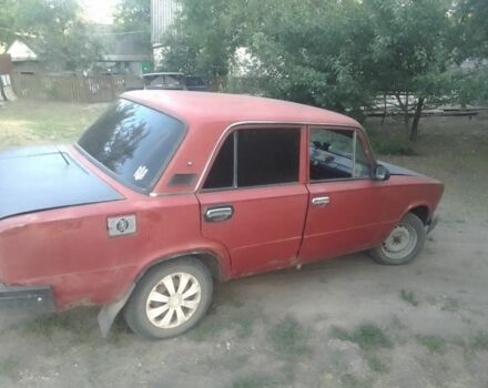 Красный ВАЗ 2101, объемом двигателя 1.3 л и пробегом 120 тыс. км за 290 $, фото 2 на Automoto.ua