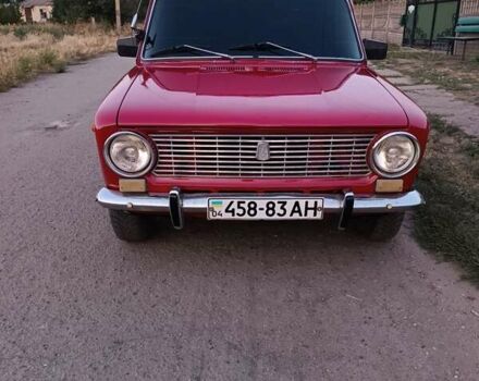 Красный ВАЗ 2101, объемом двигателя 1.2 л и пробегом 75 тыс. км за 869 $, фото 5 на Automoto.ua