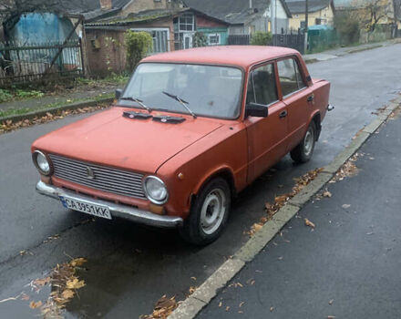 Красный ВАЗ 2101, объемом двигателя 1.3 л и пробегом 25 тыс. км за 713 $, фото 1 на Automoto.ua
