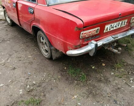 ВАЗ 2101 1979 в Жмеренке на Automoto.ua Красный ВАЗ 2101, объемом двигателя 1 л и пробегом 1 тыс. км за 336 $, фото 3 на Automoto.ua