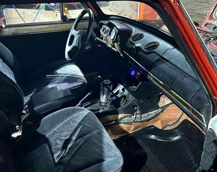 Красный ВАЗ 2101, объемом двигателя 1.3 л и пробегом 303 тыс. км за 350 $, фото 3 на Automoto.ua
