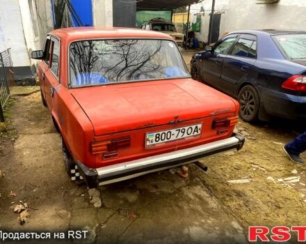 Красный ВАЗ 2101, объемом двигателя 1.5 л и пробегом 170 тыс. км за 700 $, фото 2 на Automoto.ua