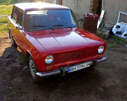 Красный ВАЗ 2101, объемом двигателя 1.3 л и пробегом 200 тыс. км за 800 $, фото 3 на Automoto.ua