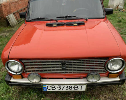 Красный ВАЗ 2101, объемом двигателя 1.3 л и пробегом 320 тыс. км за 650 $, фото 1 на Automoto.ua
