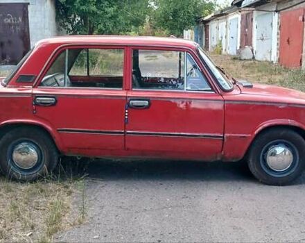 Красный ВАЗ 2101, объемом двигателя 1.3 л и пробегом 61 тыс. км за 362 $, фото 5 на Automoto.ua