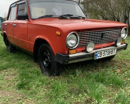 Красный ВАЗ 2101, объемом двигателя 1.3 л и пробегом 320 тыс. км за 650 $, фото 2 на Automoto.ua