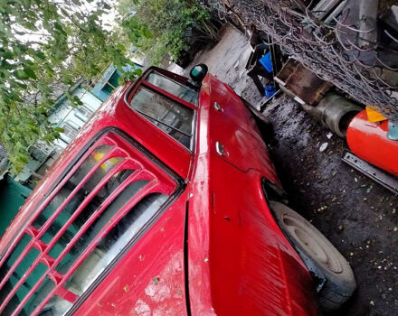 Красный ВАЗ 2101, объемом двигателя 1.5 л и пробегом 0 тыс. км за 650 $, фото 2 на Automoto.ua