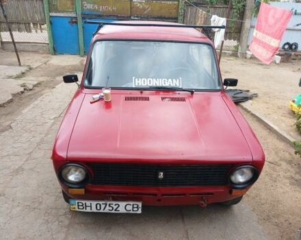 Красный ВАЗ 2101, объемом двигателя 1 л и пробегом 329 тыс. км за 450 $, фото 1 на Automoto.ua