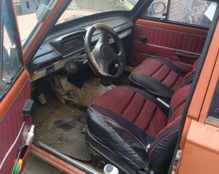 Красный ВАЗ 2101, объемом двигателя 0 л и пробегом 150 тыс. км за 403 $, фото 2 на Automoto.ua