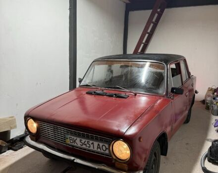 Красный ВАЗ 2101, объемом двигателя 1.3 л и пробегом 71 тыс. км за 504 $, фото 4 на Automoto.ua