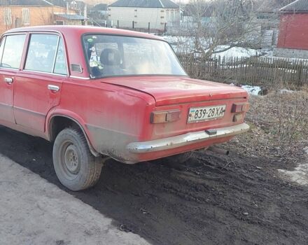 Красный ВАЗ 2101, объемом двигателя 0 л и пробегом 1000 тыс. км за 600 $, фото 2 на Automoto.ua
