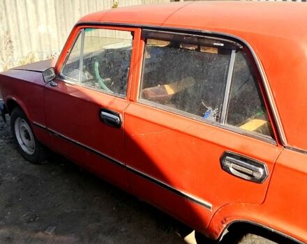 Красный ВАЗ 2101, объемом двигателя 1.3 л и пробегом 0 тыс. км за 500 $, фото 2 на Automoto.ua