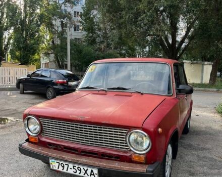 Красный ВАЗ 2101, объемом двигателя 1.3 л и пробегом 200 тыс. км за 450 $, фото 1 на Automoto.ua