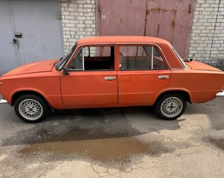 Красный ВАЗ 2101, объемом двигателя 1.3 л и пробегом 3 тыс. км за 861 $, фото 3 на Automoto.ua