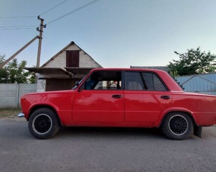 Красный ВАЗ 2101, объемом двигателя 1.2 л и пробегом 300 тыс. км за 1700 $, фото 4 на Automoto.ua