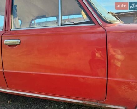 Червоний ВАЗ 2101, об'ємом двигуна 1.2 л та пробігом 108 тис. км за 2000 $, фото 2 на Automoto.ua