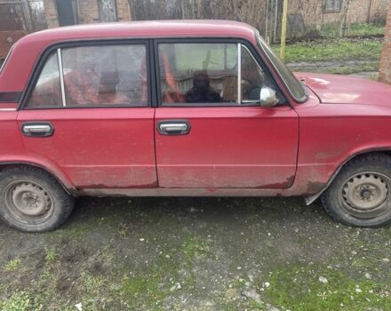 Красный ВАЗ 2101, объемом двигателя 1.2 л и пробегом 100 тыс. км за 355 $, фото 1 на Automoto.ua