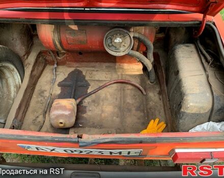 Красный ВАЗ 2101, объемом двигателя 1.5 л и пробегом 380 тыс. км за 650 $, фото 3 на Automoto.ua