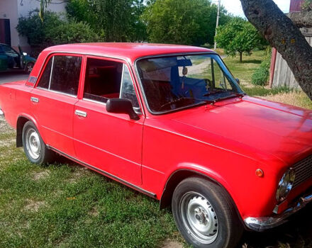 Красный ВАЗ 2101, объемом двигателя 1.2 л и пробегом 0 тыс. км за 700 $, фото 3 на Automoto.ua