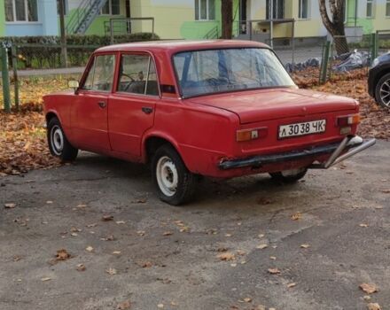 Красный ВАЗ 2101, объемом двигателя 1.2 л и пробегом 400 тыс. км за 400 $, фото 1 на Automoto.ua